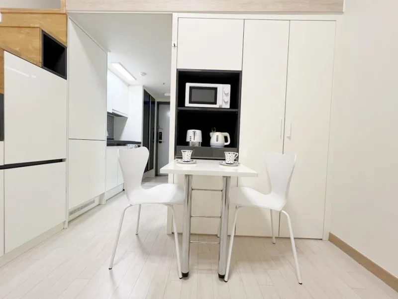[Songpa, Seoul] 10th Floor Duplex Officetel (1-3 People) 2 Minutes from Jamsil/Mongchontoseong Station 10