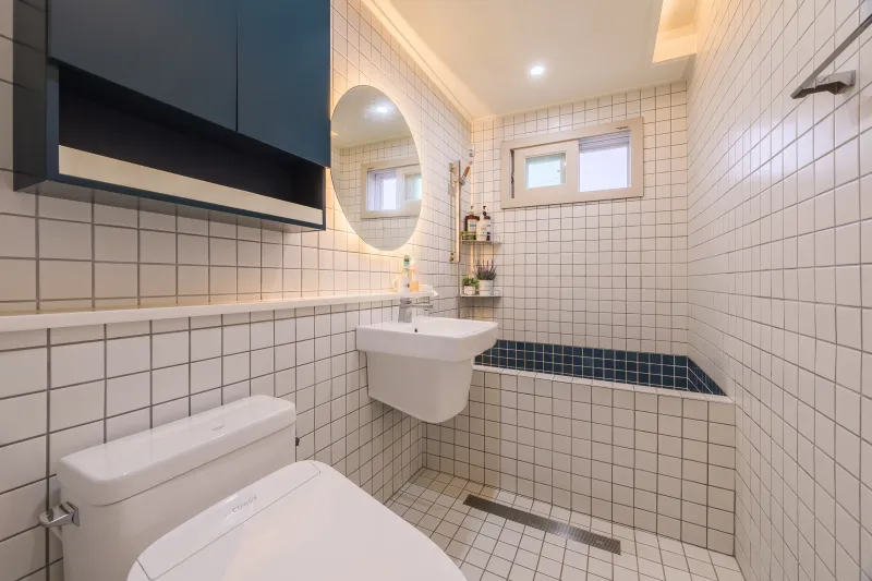 [Namwon, Seogwipo] 2-story detached house. Spacious yard. Ocean view. Jacuzzi. Three-room. BBQ. Foot volleyball. Pets 55