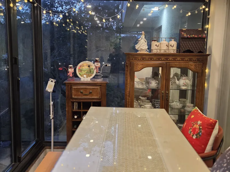 [Namwon, Seogwipo] 2-story detached house. Spacious yard. Ocean view. Jacuzzi. Three-room. BBQ. Foot volleyball. Pets 256
