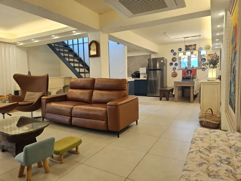 [Namwon, Seogwipo] 2-story detached house. Spacious yard. Ocean view. Jacuzzi. Three-room. BBQ. Foot volleyball. Pets 208