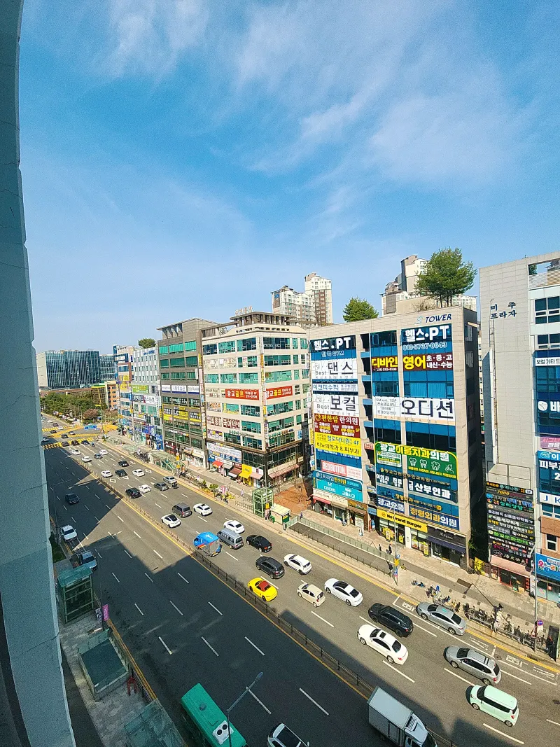 [Yongin] 10 seconds from Sanghyeon Station on the Shinbundang Line, 5 minutes from Law Town 17