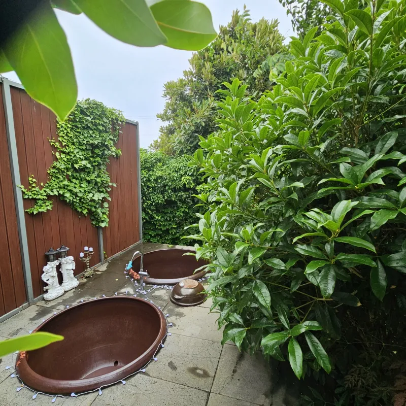 [Namwon, Seogwipo] 2-story detached house. Spacious yard. Ocean view. Jacuzzi. Three-room. BBQ. Foot volleyball. Pets 182