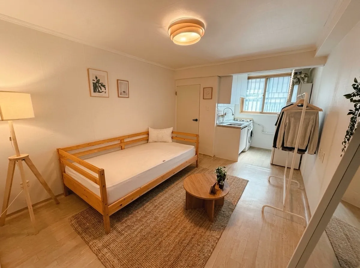 Studio in Cheongju, Chungbuk — 20m², sleeps 4, 1 bath