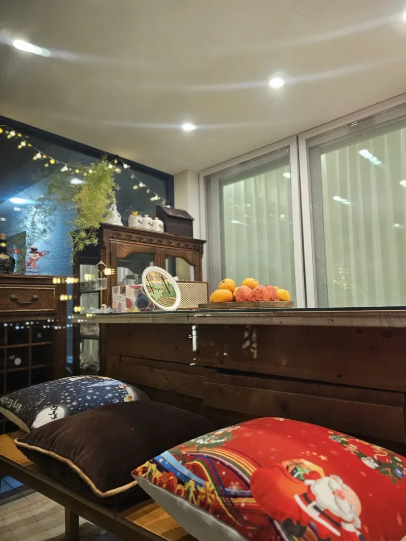 [Namwon, Seogwipo] 2-story detached house. Spacious yard. Ocean view. Jacuzzi. Three-room. BBQ. Foot volleyball. Pets 238