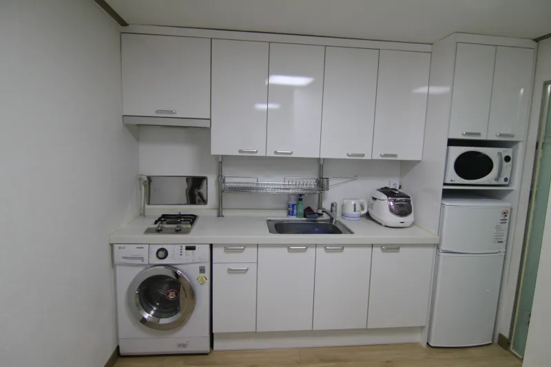[Gwangjin, Seoul] Quiet, fully furnished 10-pyeong studio on the 2nd floor, 7-minute walk from Konkuk University Station 5