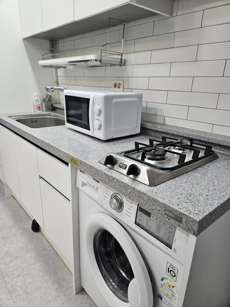 [Gangseo, Seoul] 10th floor, brand-new officetel near Kkachisan Station (Lines 2 & 5) 14