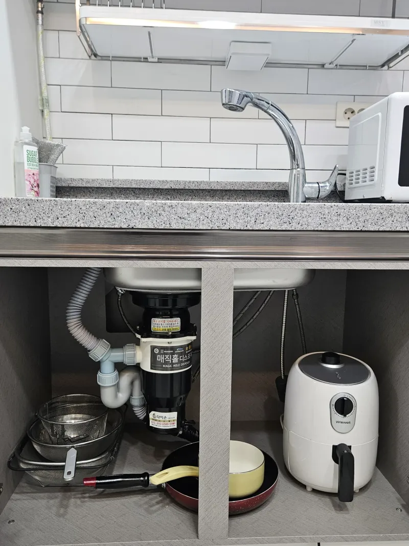 [Gangseo, Seoul] 10th floor, brand-new officetel near Kkachisan Station (Lines 2 & 5) 18