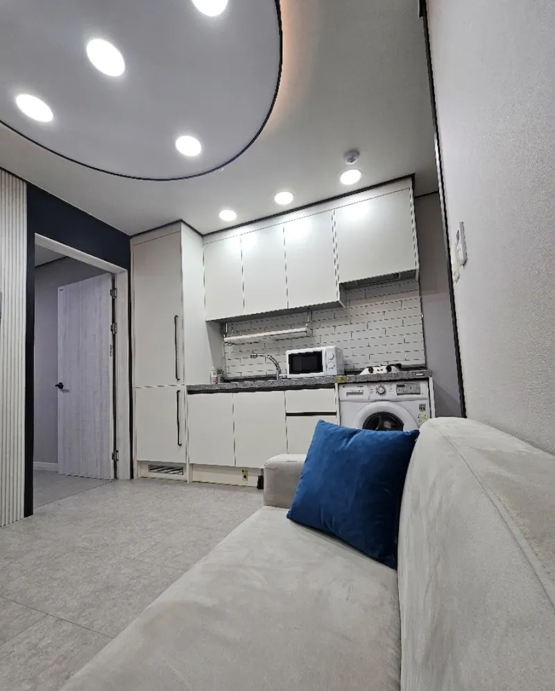 [Gangseo, Seoul] 10th floor, brand-new officetel near Kkachisan Station (Lines 2 & 5) 10