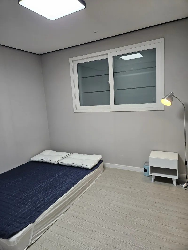 [Gangseo, Seoul] 10th floor, brand-new officetel near Kkachisan Station (Lines 2 & 5) 3