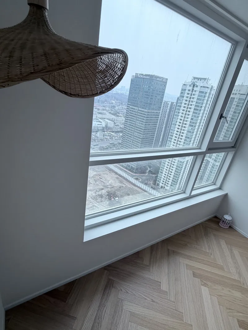 [Yongsan, Seoul] 33rd Floor Panoramic View. Yongsan Modern Premium Apartment 3