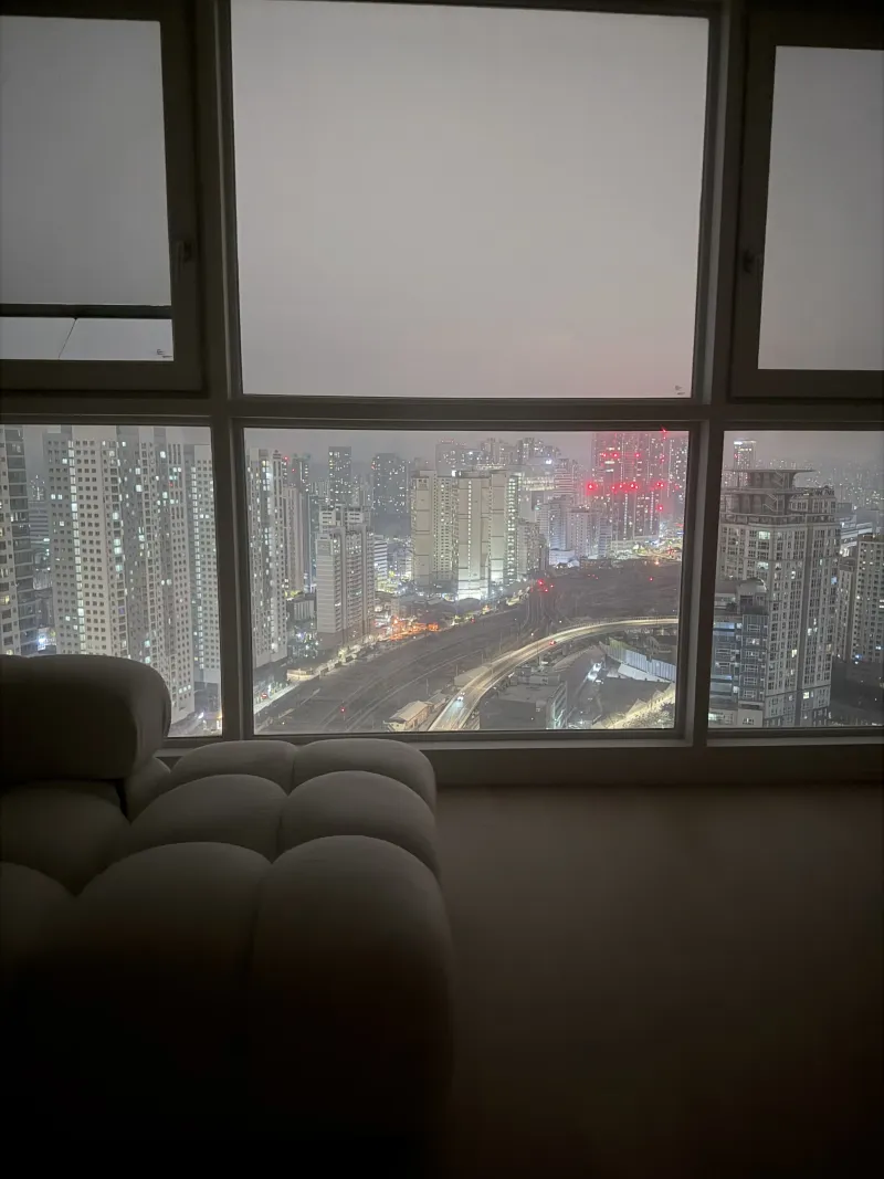 [Yongsan, Seoul] 33rd Floor Panoramic View. Yongsan Modern Premium Apartment 21