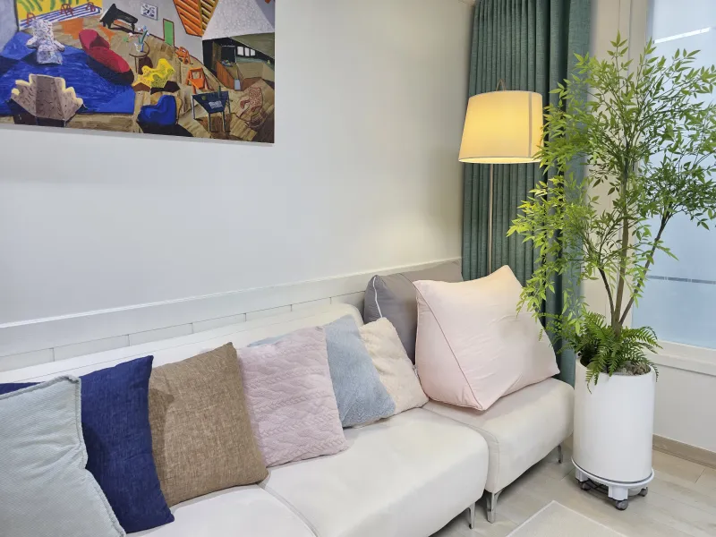 [Paju][Geumchon Station] Remodeled, On-site service recommended, Dryer provided. Spacious 3-room 13