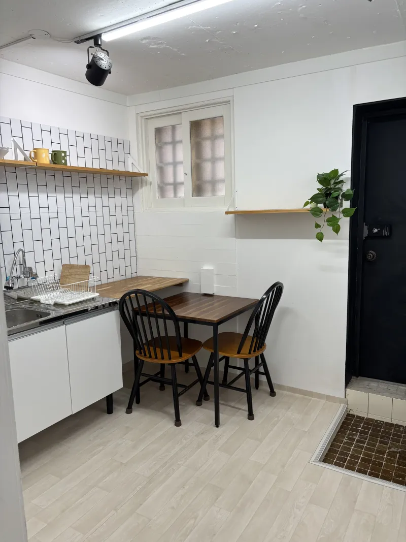 [Eunpyeong, Seoul] 10-minute walk from Yeonsinnae Station, bright and independent semi-basement 8