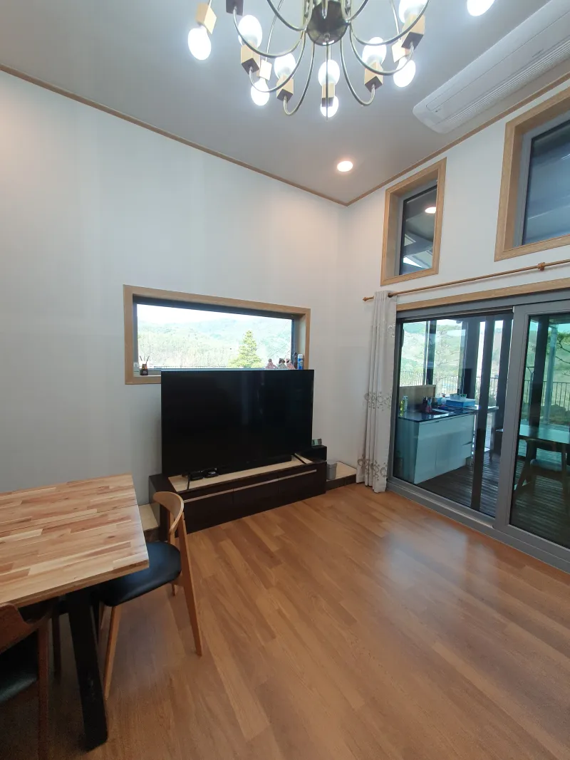 [Hongcheon] 1 hour from Seoul / 5-10 minutes from Ocean World and Vivaldi Park / Detached house 10