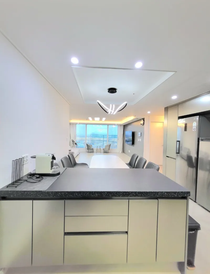 [Beophwan-dong, Seogwipo] ♡Right in front of Beophwan Beach♡ 3 rooms, 2 bathrooms, Olle Trail Course 7, 5 minutes by car to E-Mart 27