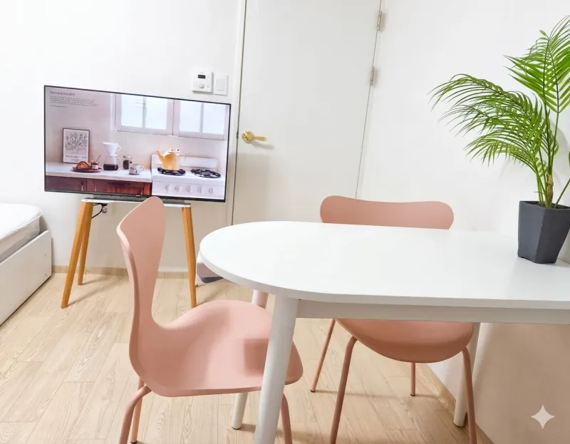 [Dongdaemun, Seoul] Free Cleaning Fee / Quiet 2-Room 3