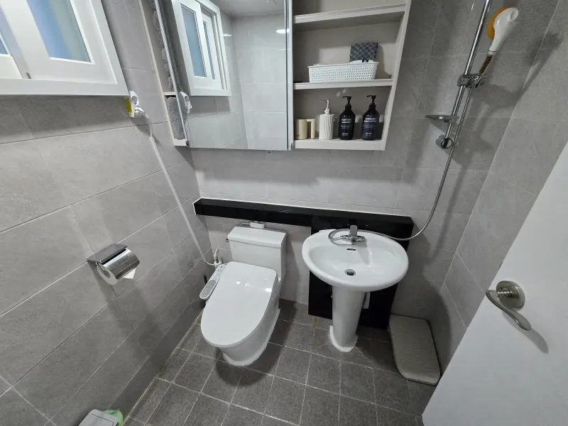 [Seo-gu, Daejeon] 5 Queen Beds/Fully Furnished♡Renovated/2 Large TVs//Family Trip/Business Trip 37