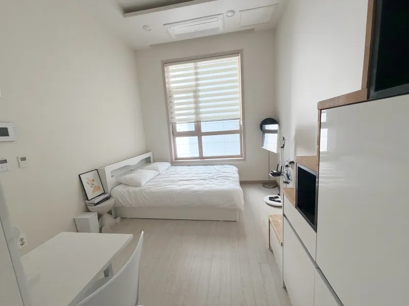 [Songpa, Seoul] 10th Floor Duplex Officetel (1-3 People) 2 Minutes from Jamsil/Mongchontoseong Station 2