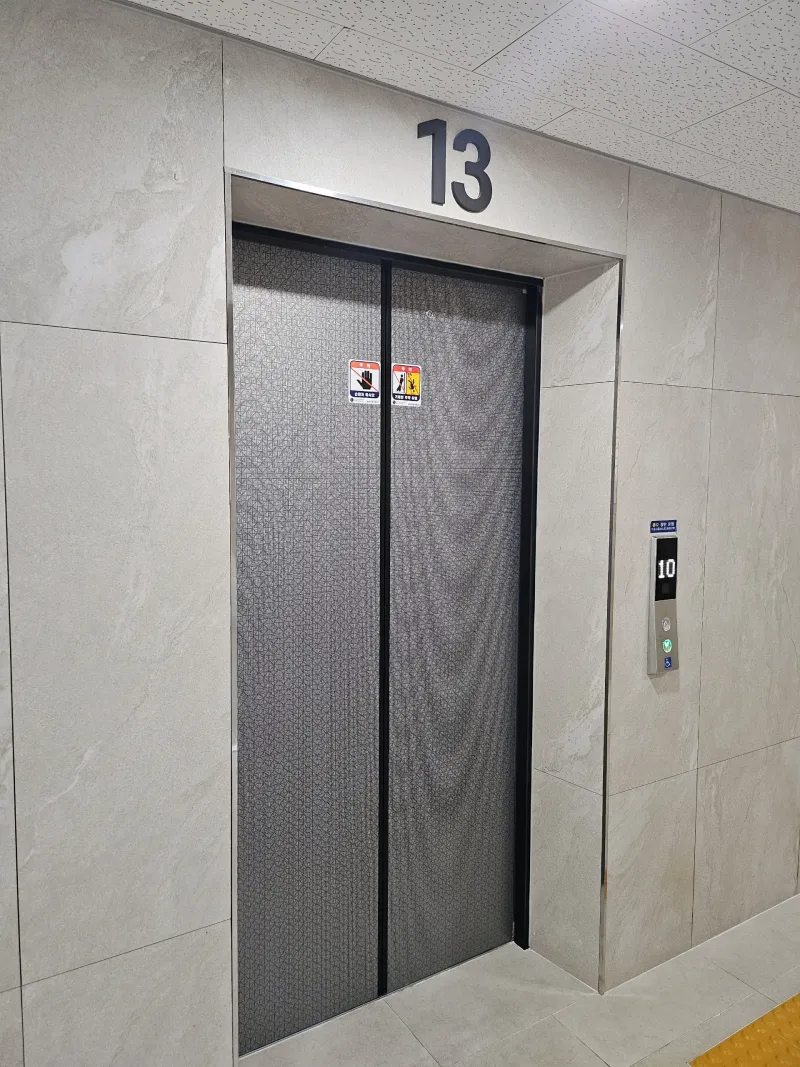 [Dongdaemun, Seoul] Cheongnyangri 30 seconds, fully furnished 31