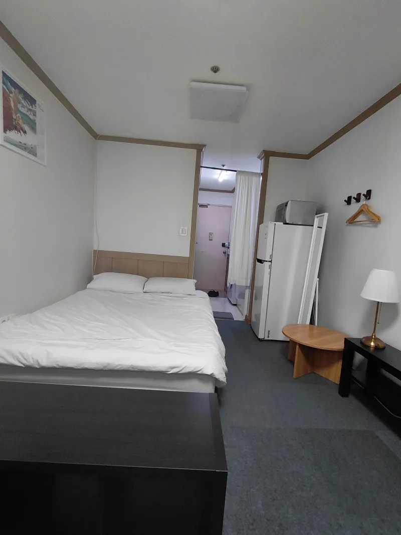 [Mapo, Seoul] 6th floor of a quiet officetel near Mapo Station 3