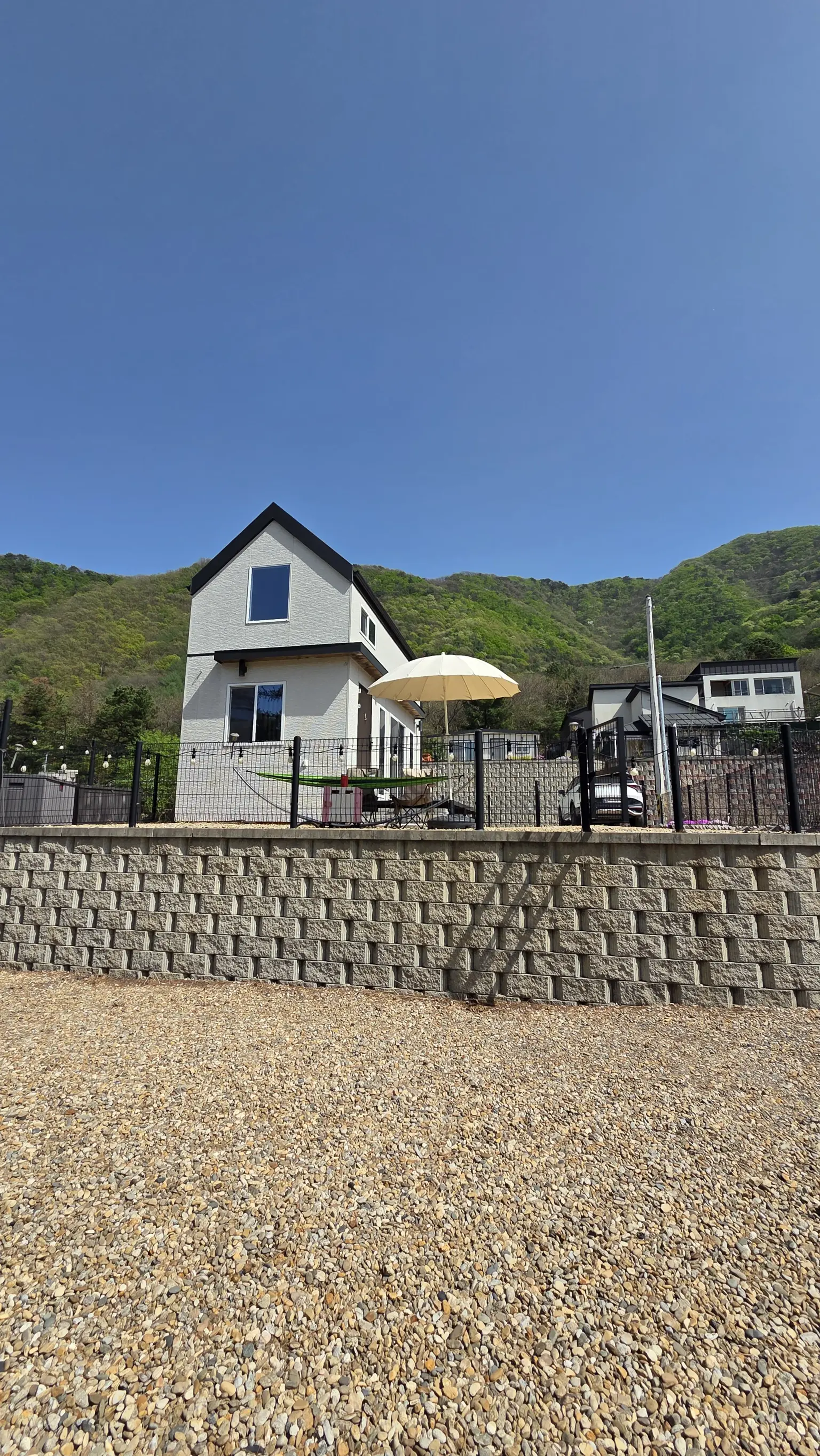 京畿道加平郡 环绕松树营地的迷你两层楼房 - main image