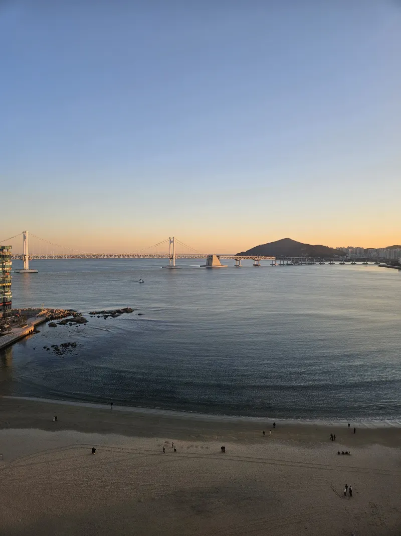 [Suyeong, Busan] Floor-to-ceiling windows duplex ocean view 10