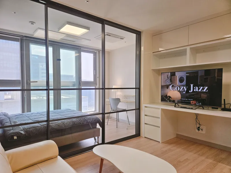 [Yeonsu, Incheon] Songdo Hyundai Outlet / Triple Street / 3-minute walk from Technopark Station 7