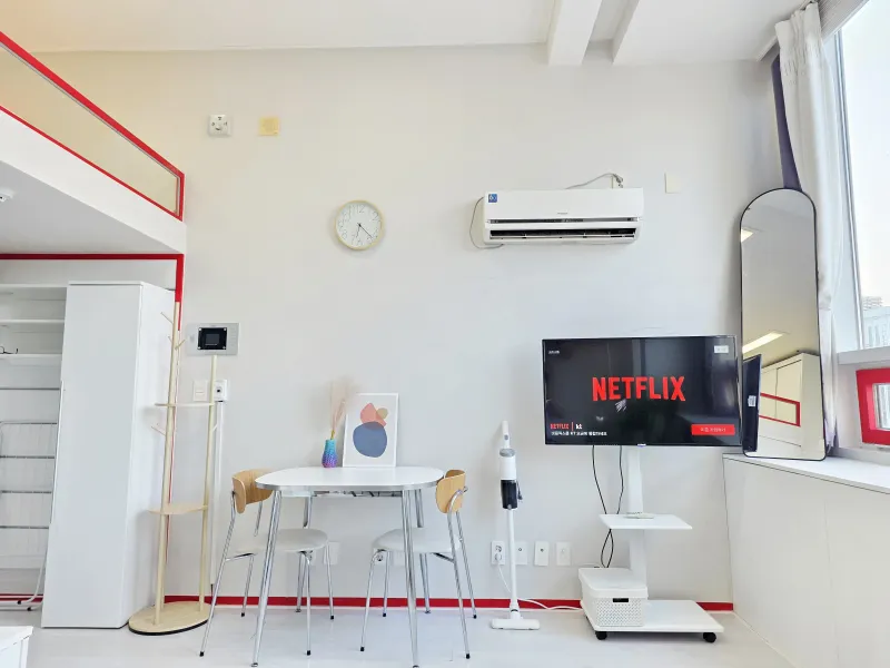 [Jongno, Seoul] Officetel 3-minute walk from Jonggak Station 2
