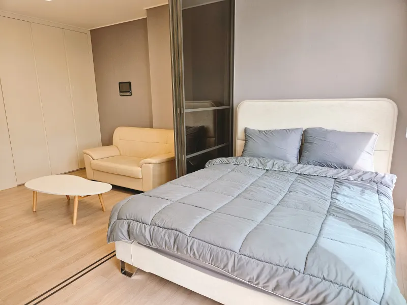 [Yeonsu, Incheon] Songdo Hyundai Outlet / Triple Street / 3-minute walk from Technopark Station 3