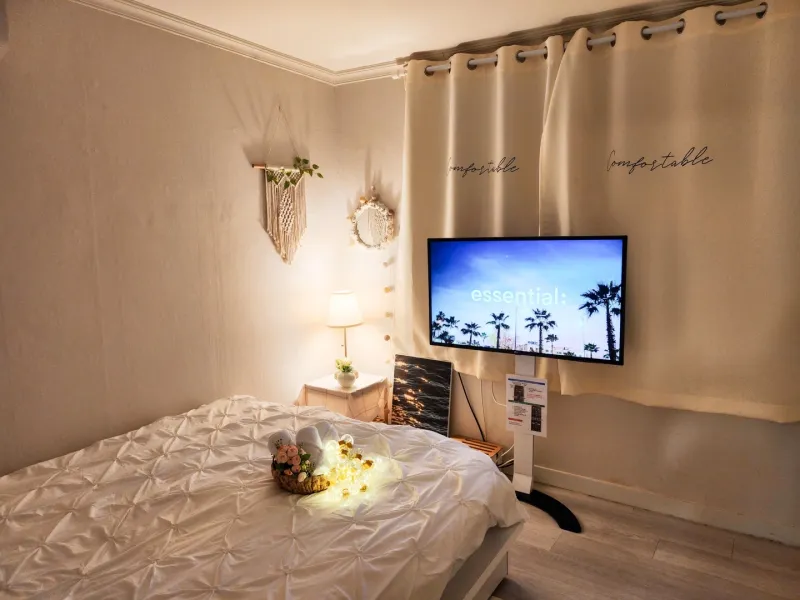[Mapo, Seoul] Siri with a great location in Sinchon and Hongdae 3