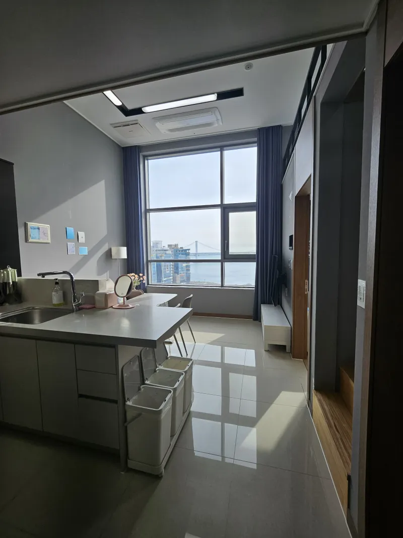 [Suyeong, Busan] Floor-to-ceiling windows duplex ocean view 7