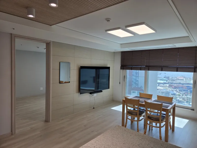 [Nam-gu, Busan] North Port View Three-Room Premium Apartment 12