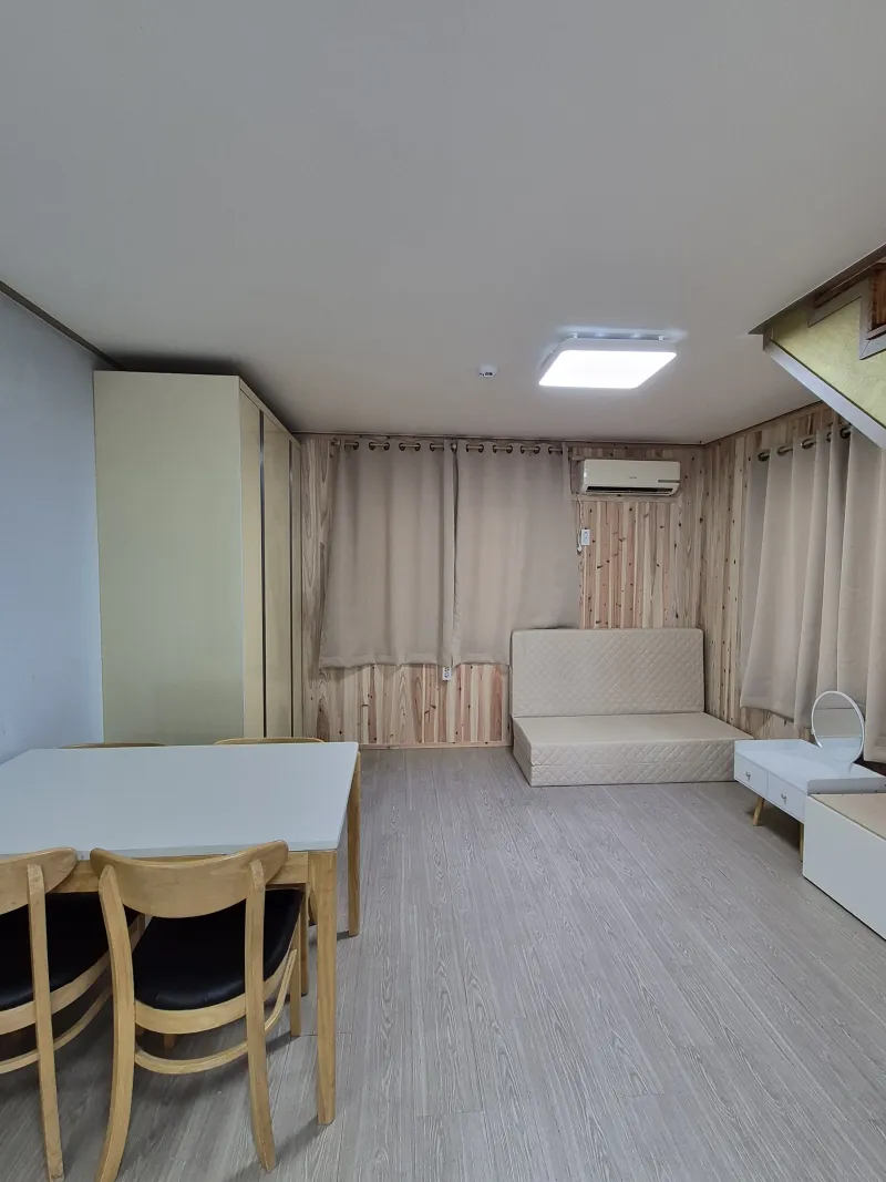 [제주 한림][제주 협재] 솔밭 향기 가득 힐링 펜션 #애견동반 (C동2층/복층) 20