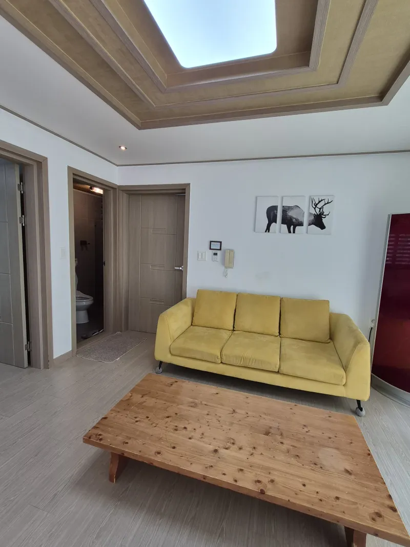 [Hallim, Jeju][Jeju Hyeopjae] Healing Pension Filled with the Scent of Pine Forest #PetFriendly (Building C, 1st Floor / Two-Room) 11