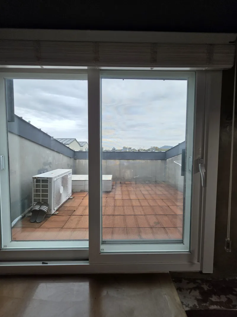 [Gujwa, Jeju] 30% Off October-November Ocean View Beachfront 2nd Floor Duplex Studio 201. 16
