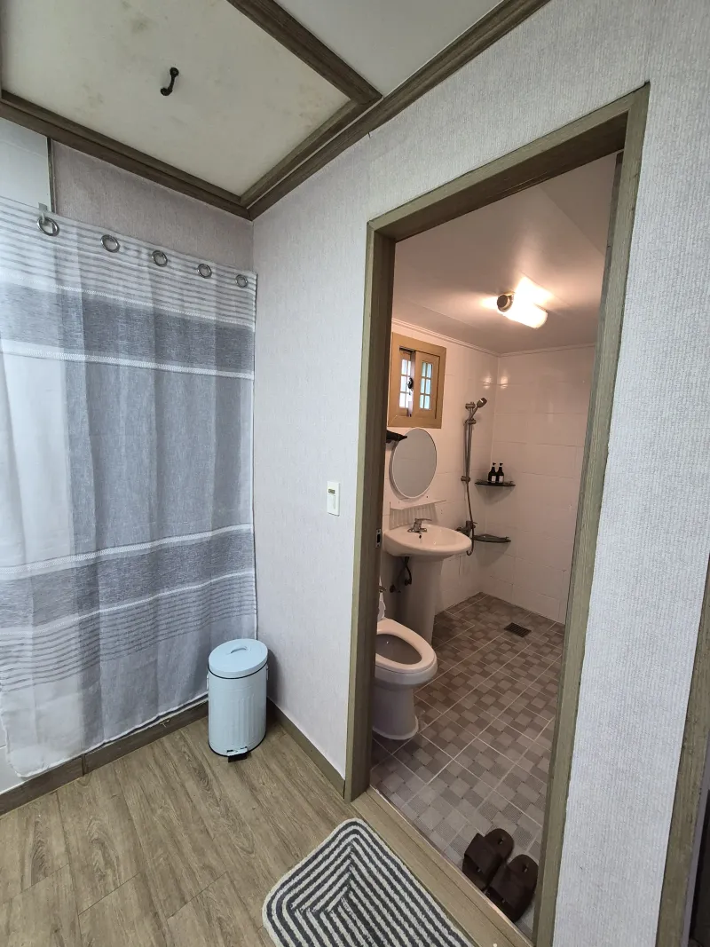 [Hallim, Jeju][Jeju Hyeopjae] Healing Pension Filled with the Scent of Pine Forest #PetFriendly (Building B, 2nd Floor / 1.5 Room) 6