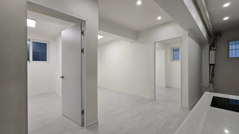 [Songpa, Seoul] 7-minute walk from Bangi Station | Two-room apartment with parking available | Jamsil Songnidan-gil Olympic Park 1 32
