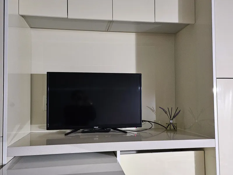 [Gangnam, Seoul] 30-second walk from Eonju Station, prime location, brand-name apartment, fully furnished and furnished 13