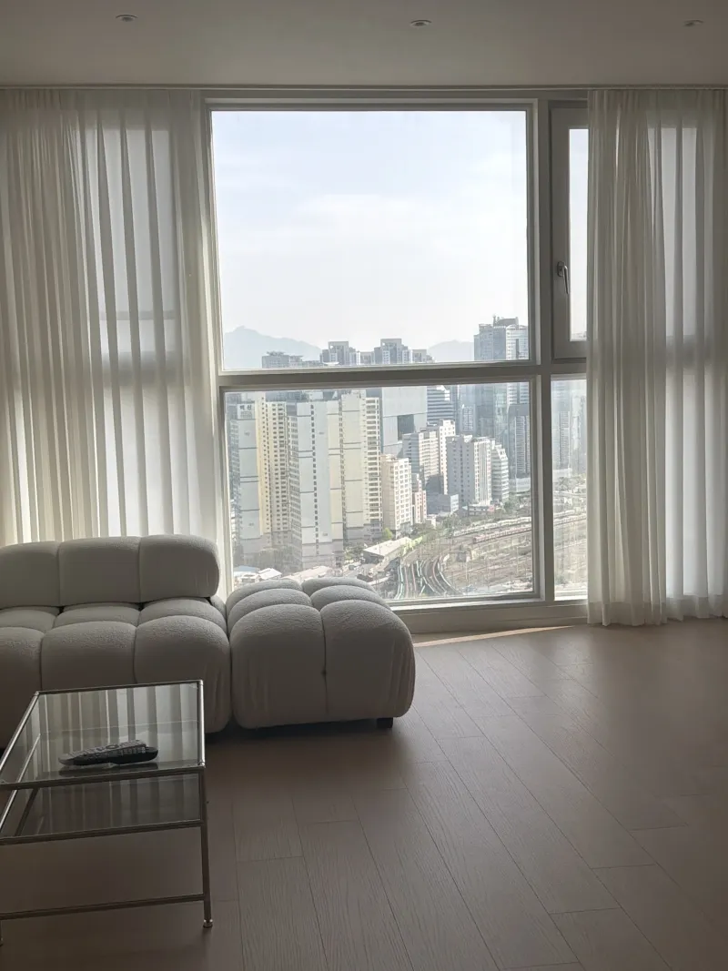 [Yongsan, Seoul] 33rd Floor Panoramic View. Yongsan Modern Premium Apartment 36