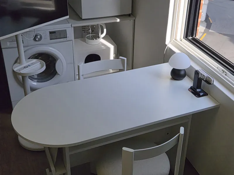 [Seodaemun, Seoul] Black & White Stylish Accommodation, 1-Minute Walk from Sinchon Station 7