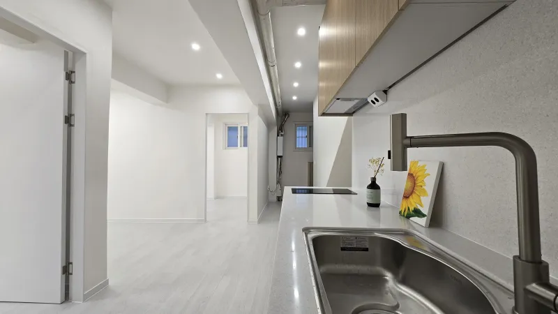 [Songpa, Seoul] 7-minute walk from Bangi Station | Two-room apartment with parking available | Jamsil Songnidan-gil Olympic Park 1 2