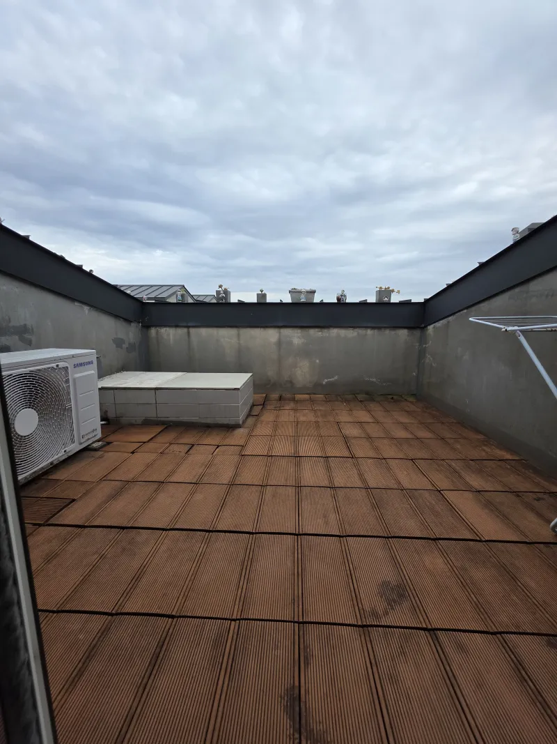 [Gujwa, Jeju] 30% Off October-November Ocean View Beachfront 2nd Floor Duplex Studio 201. 17