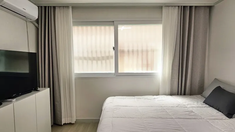 [Seongdong, Seoul] Clean first-floor two-room apartment 30 seconds from Seoul Forest Park, Ttukseom Station, Seoul Forest Station 3