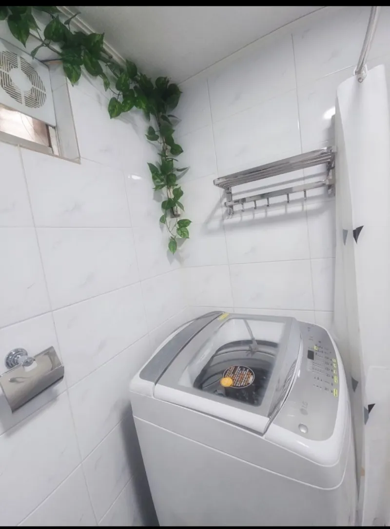[Dongdaemun, Seoul] Hankuk Univ. Station / Hoegi Station / 1 minute from Hankuk Univ. / 8 minutes from Kyung Hee University / 4 minutes from bus stop / Korea University 21