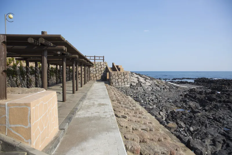 [Seongsan, Seogwipo] Newly built in 2026, a house with a view of the sunrise, dolphins, and horizon 50