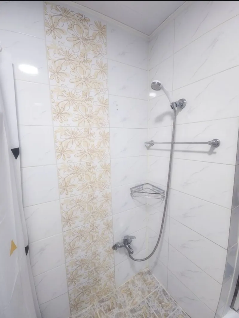 [Dongdaemun, Seoul] Hankuk Univ. Station / Hoegi Station / 1 minute from Hankuk Univ. / 8 minutes from Kyung Hee University / 4 minutes from bus stop / Korea University 20
