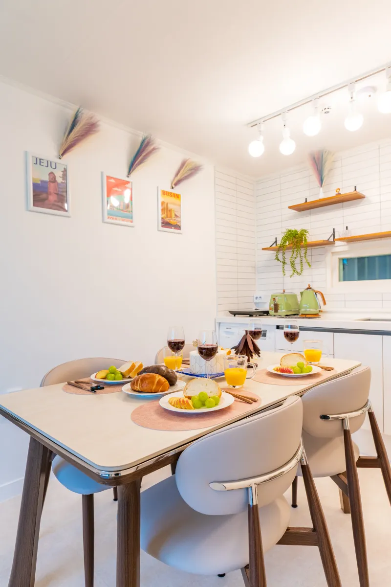 [Jongno, Seoul] 7 minutes from Dongmyo-ap and Sinseol-dong Stations / Seoul Station, Jongno, Myeongdong, Gwanghwamun, Cheonggyecheon 26