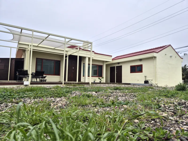 [Daejeong, Seogwipo] West / 1-minute walk to Songaksan Mountain and Sagyebada, Sentimental Private House (Main House) 16