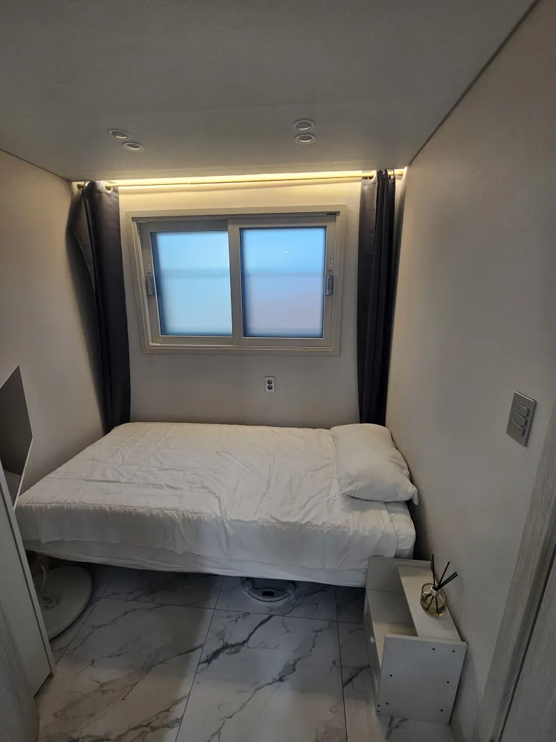 [Gwanak, Seoul] Clean, Newly Built 1.5-Room Apartment in Sillim-dong, 20 Minutes from Gangnam and Hongdae 2