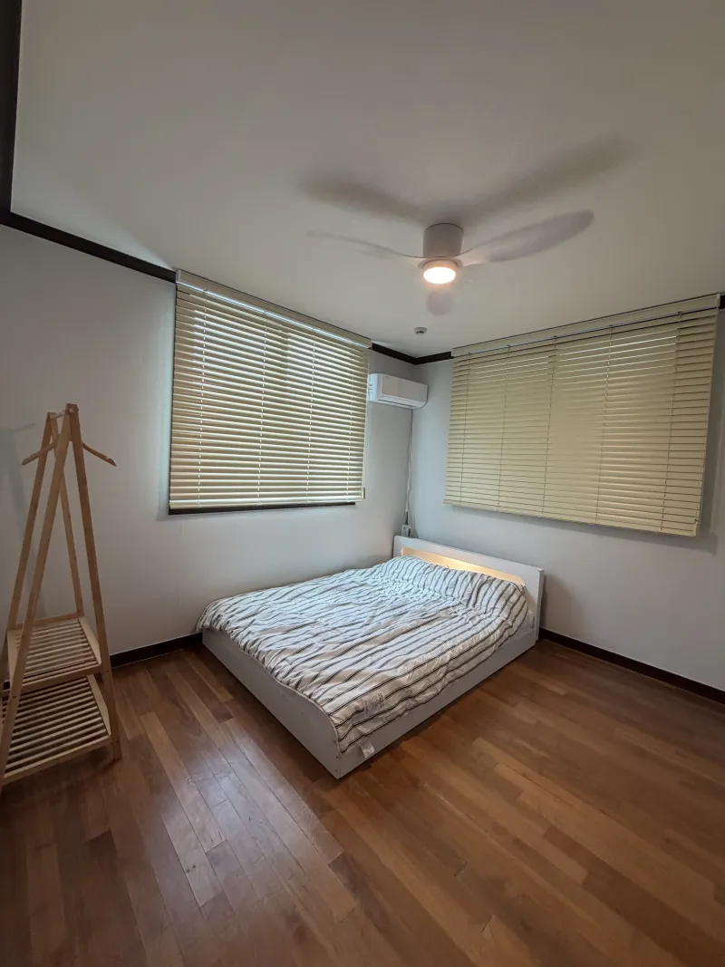 [Yesan][Yesan, South Chungcheong Province] Commercial-residential complex with a 3-story gazebo and barbecue area 5